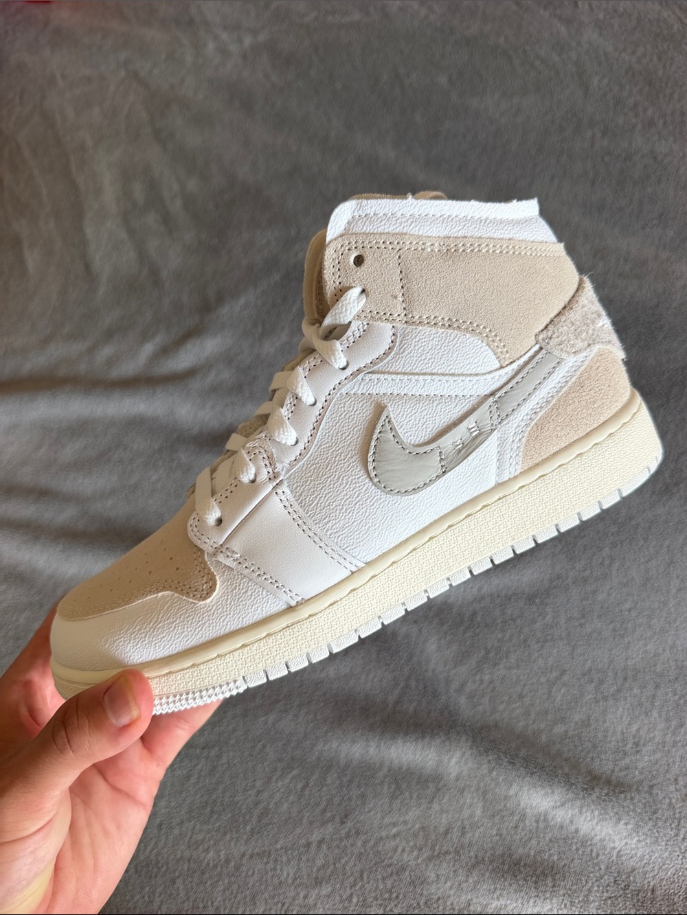 Jordan 1 mid size 6.5Y fits for 8 womens